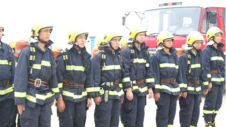 资源是我家，安全靠各人，使命消防队进行实战演练